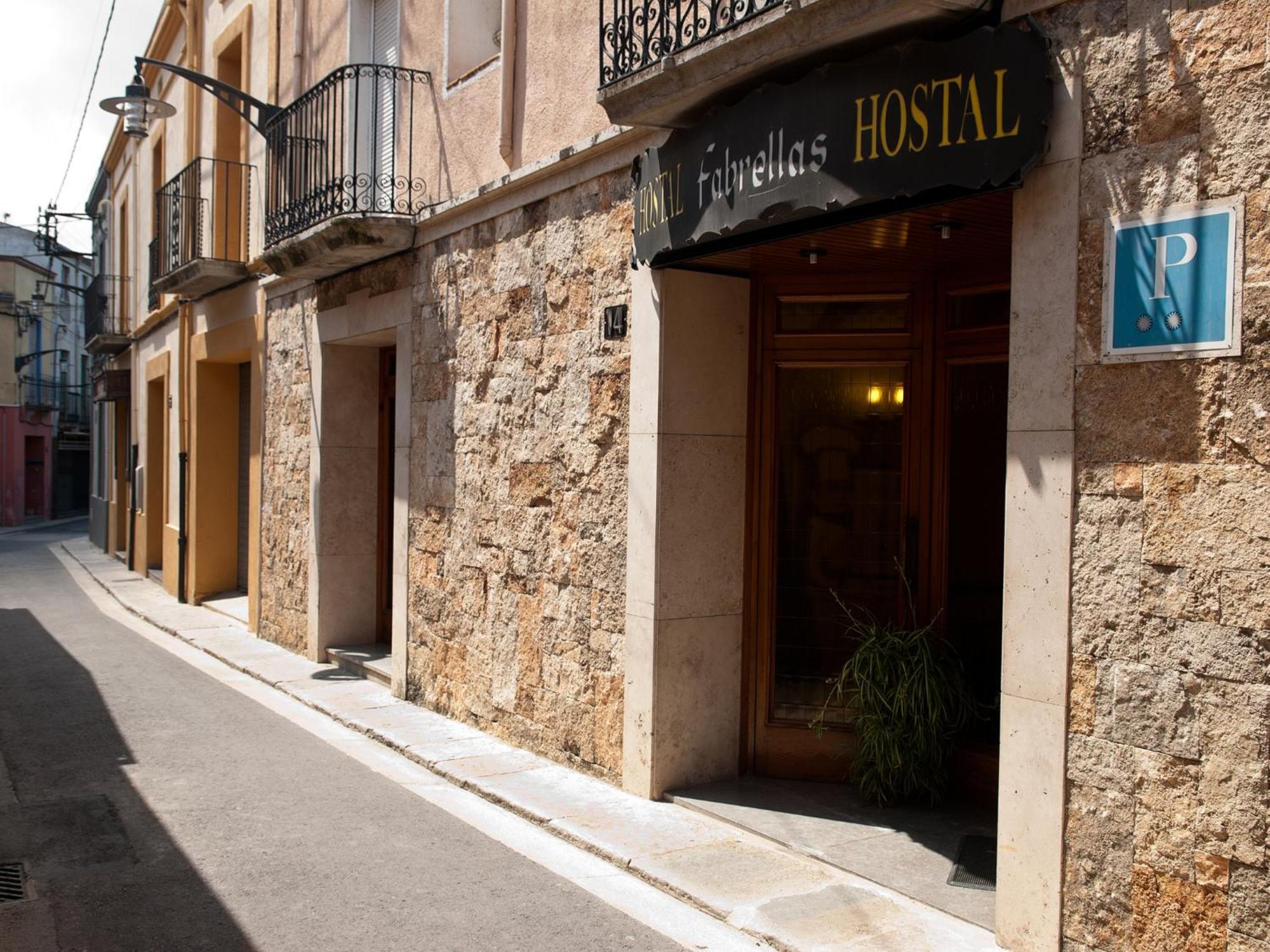 Hostal Fabrellas Caldes de Malavella Exterior foto