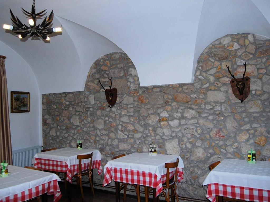 Hostal Fabrellas Caldes de Malavella Exterior foto