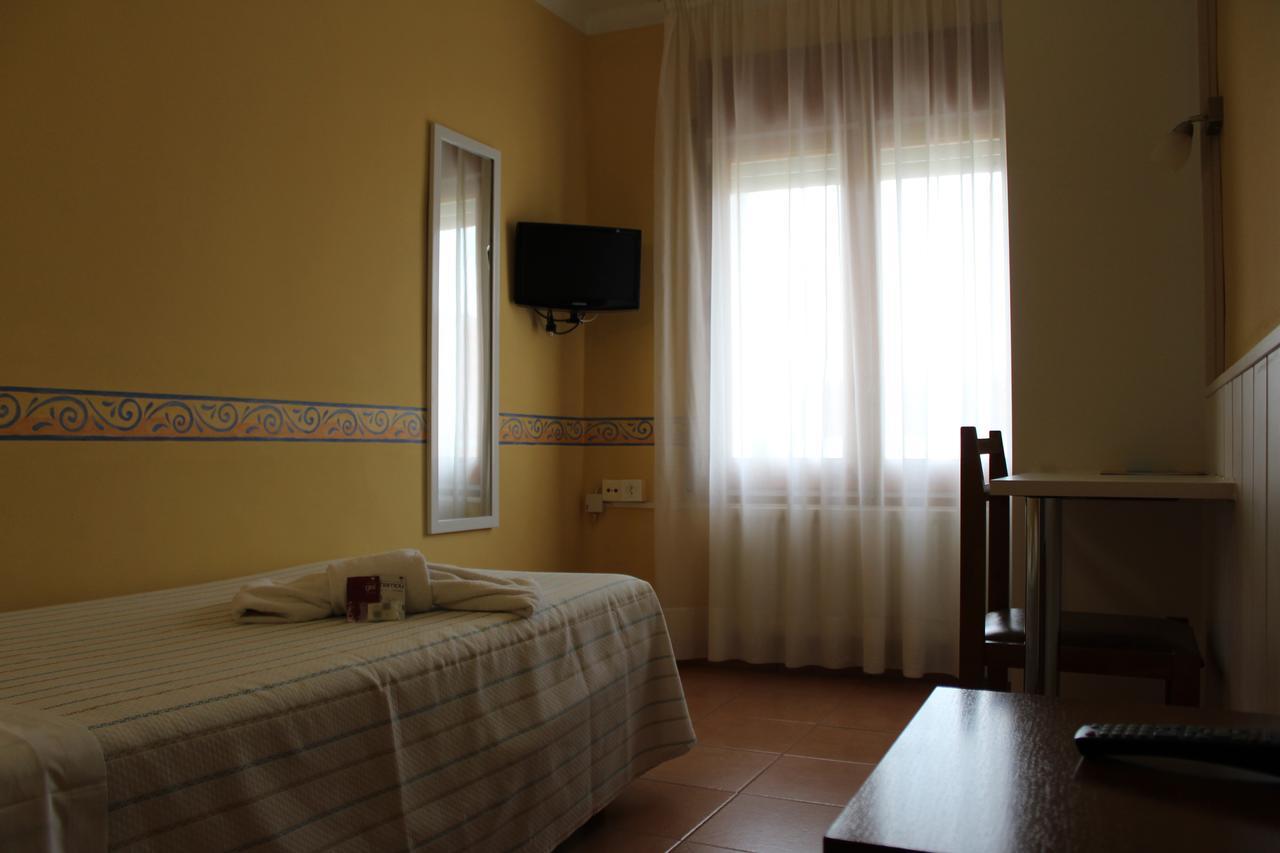 Hostal Fabrellas Caldes de Malavella Zimmer foto